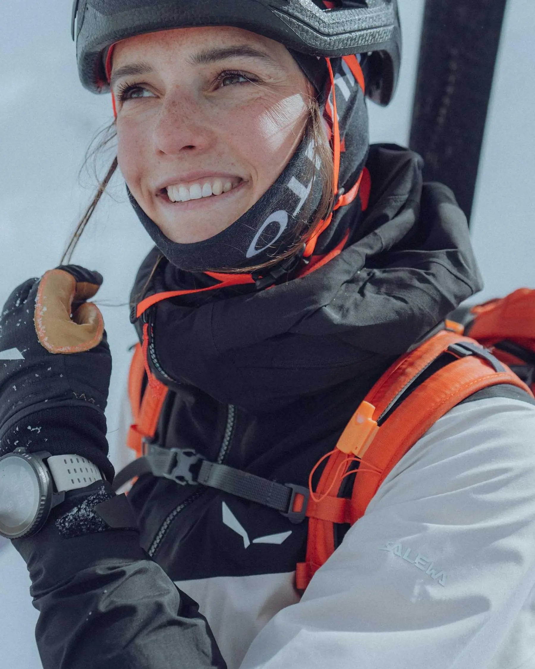Suunto Vertical in nero sabbia
